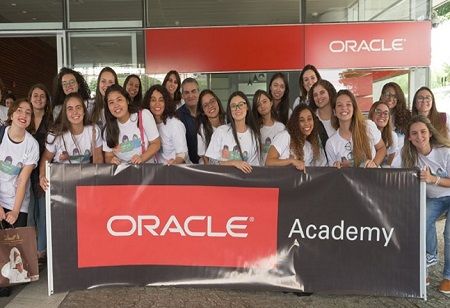 Oracle Academy Joins APHEIT's 46th-Anniversary Event in Thailand